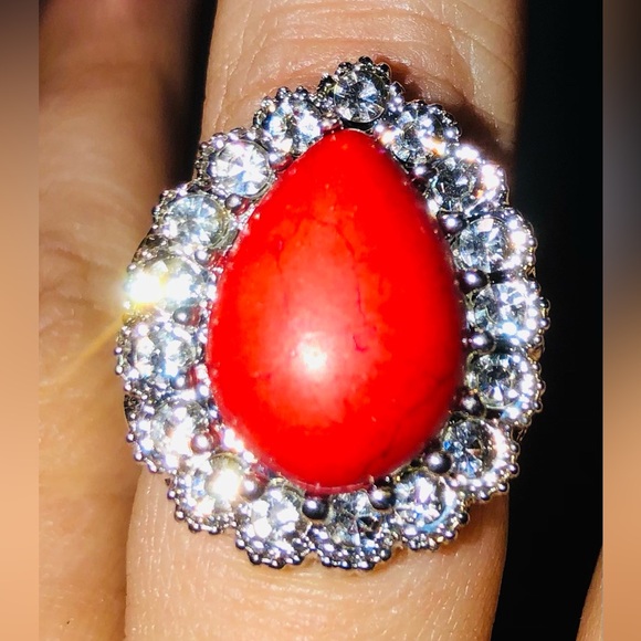 BEAUTIFUL BIG GEM RHINESTONE RINGS NEW🔥 - Picture 8 of 15